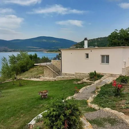 Vrlika, Peruca Lake Holiday House *